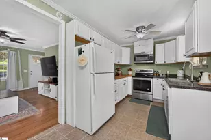 304 Preston St, Easley, SC 29640 - Photo 12