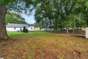 3980 Parris Bridge Rd, Boiling Springs, SC 29316 - Photo 32