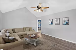 3980 Parris Bridge Rd, Boiling Springs, SC 29316 - Photo 10