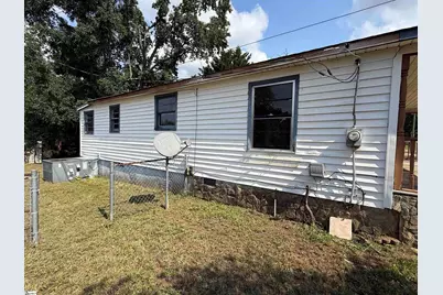 121 Bird Street, Union, SC 29378 - Photo 10