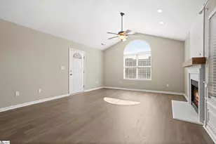14 Hillside Glen Dr, Greer, SC 29650 - Photo 8