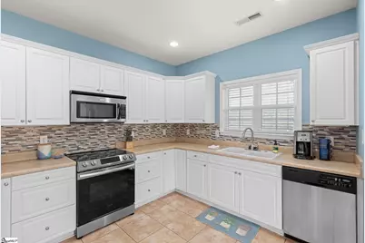 216 N Hamlet Court, Moore, SC 29369 - Photo 12