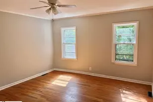 440 Cothran Creek Rd, Inman, SC 29349 - Photo 8