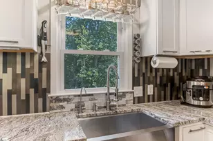 206 Holly Park Dr, Simpsonville, SC 29681 - Photo 12