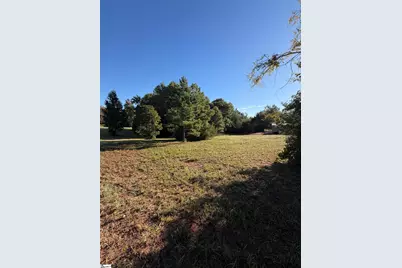 128 Gray Barn Road, Laurens, SC 29360 - Photo 2
