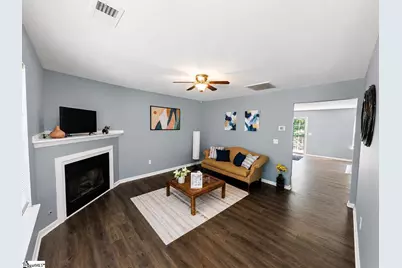 213 Kingscreek Drive, Greer, SC 29650 - Photo 2