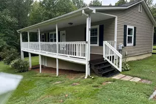 1095 E Prince Rd, Landrum, SC 29356 - Photo 2