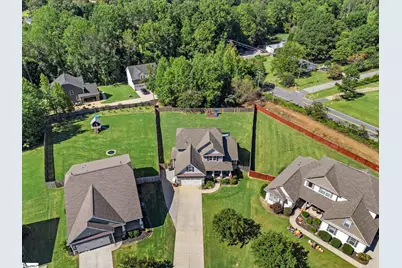 433 Golden Amber Lane, Greer, SC 29651 - Photo 2