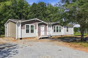117 Viewmont Dr, Fair Play, SC 29643 - Photo 2