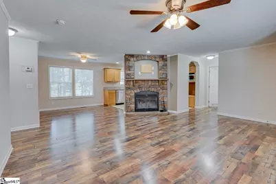 208 Black Road, Woodruff, SC 29388 - Photo 8