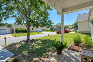 539 Hamilton Chase Dr, Moore, SC 29369 - Photo 8