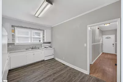 1575 Main Street, Wellford, SC 29385 - Photo 14