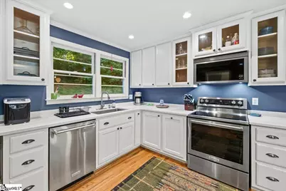 40 Lockwood Avenue, Greenville, SC 29607 - Photo 12