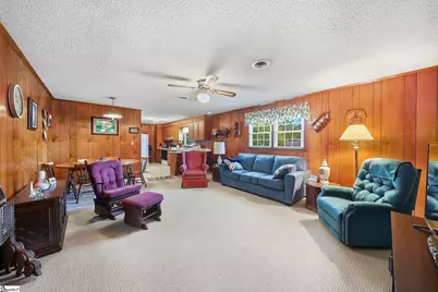 108 Scenic Circle, Boiling Springs, SC 29316 - Photo 2