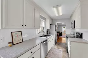 410 Swansgate Pl, Greenville, SC 29605 - Photo 6