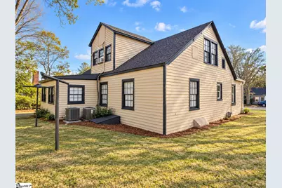 211 California Avenue, Spartanburg, SC 29303 - Photo 2