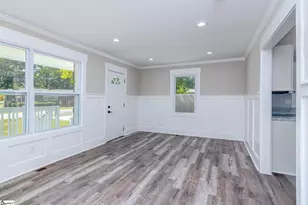 49 Tuskegee Ave, Greenville, SC 29607 - Photo 10