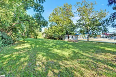220 Hampton Avenue, Pickens, SC 29671 - Photo 22