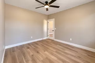 488 Skyline Dr, Campobello, SC 29322 - Photo 14