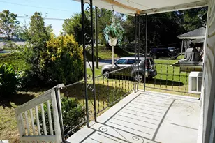 424 Lonely St, Spartanburg, SC 29303 - Photo 4