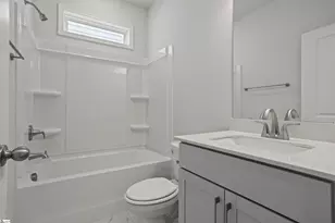 555 Hydrangea St, Seneca, SC 29678 - Photo 16
