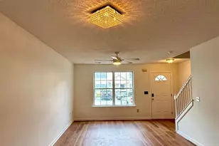 74 Buff St, Greenville, SC 29609 - Photo 12