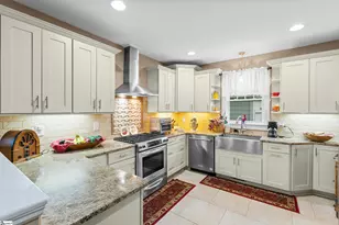 147 W Mountainview Ave, Greenville, SC 29609 - Photo 12