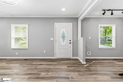 809 E Ferguson Street, Clinton, SC 29325 - Photo 6