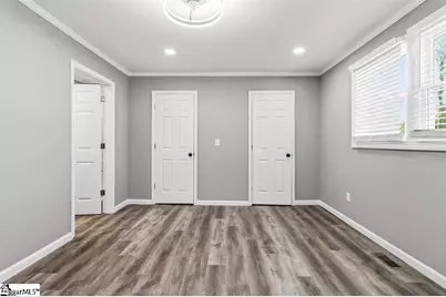 809 E Ferguson Street, Clinton, SC 29325 - Photo 12