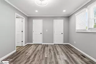 809 E Ferguson St, Clinton, SC 29325 - Photo 12