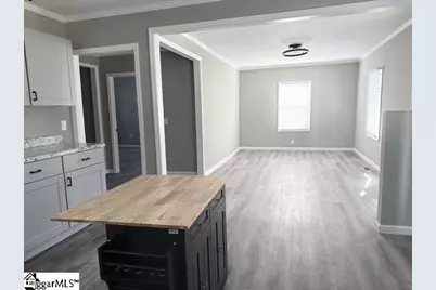 809 E Ferguson Street, Clinton, SC 29325 - Photo 4