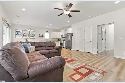 219 Pilcher Drive, Piedmont, SC 29673 - Photo 6