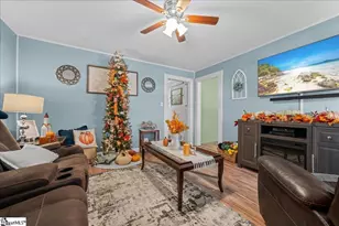 156 Holder St, Pickens, SC 29671 - Photo 4