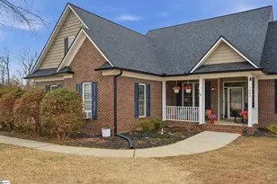 1080 Corie Crest Dr, Boiling Springs, SC 29316 - Photo 2