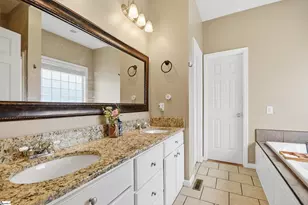 1080 Corie Crest Dr, Boiling Springs, SC 29316 - Photo 14