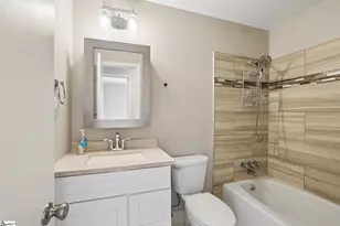102 Sherwood Ave, Greer, SC 29651 - Photo 6