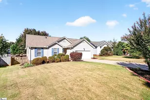 5 Leighton Ct, Simpsonville, SC 29680 - Photo 2