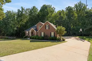 209 Woodbridge Ct, Easley, SC 29642 - Photo 2