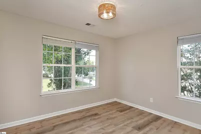 614 Fairview Lake Way, Simpsonville, SC 29680 - Photo 22