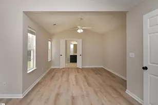 614 Fairview Lake Way, Simpsonville, SC 29680 - Photo 16