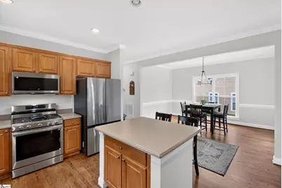 102 Ridenour Avenue, Greenville, SC 29617 - Photo 12