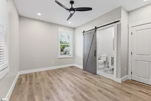 37 Ross St, Greenville, SC 29611 - Photo 10