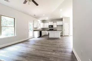 118 Winterwood Ct, Roebuck, SC 29376 - Photo 6