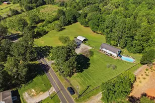 215 Thompson Rd, Taylors, SC 29687 - Photo 2