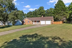 312 Spring Creek Dr, Boiling Springs, SC 29316 - Photo 2