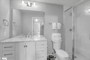 10 E Washington St, Greenville, SC 29601 - Photo 18