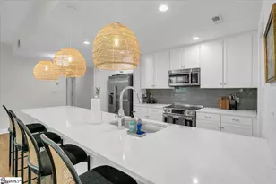 10 E Washington St, Greenville, SC 29601 - Photo 6