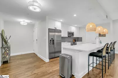 10 E Washington Street #Unit 2J, Greenville, SC 29601 - Photo 8