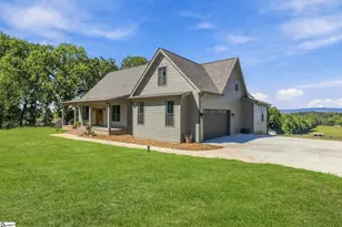 1331 Tubbs Mountain Rd, Travelers Rest, SC 29690 - Photo 2