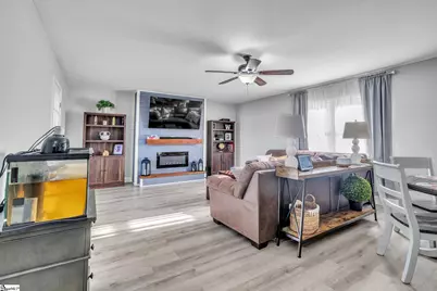 14 Sunrise Drive, Taylors, SC 29687 - Photo 6